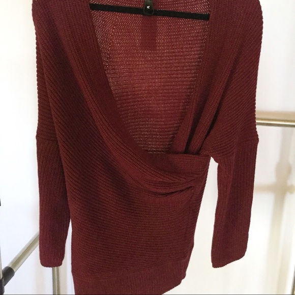 1 DAY SALE‼️5 ⭐️Maroon Wrap Sweater - Picture 7 of 7